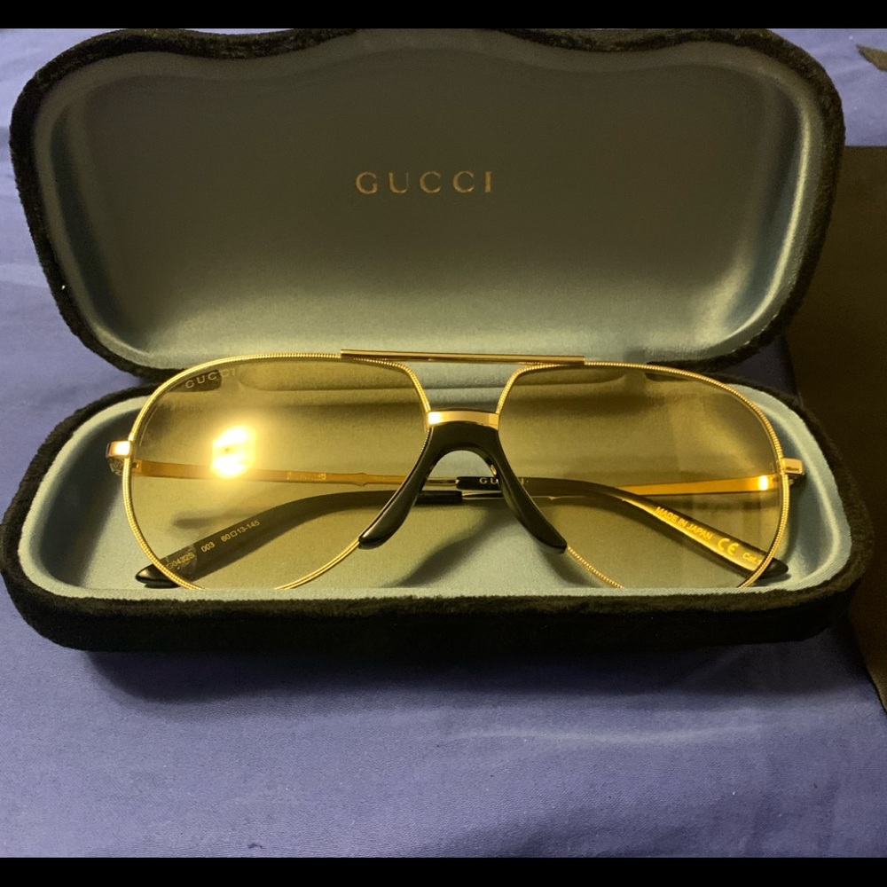 New Authentic Gucci Aviator Sunglasses